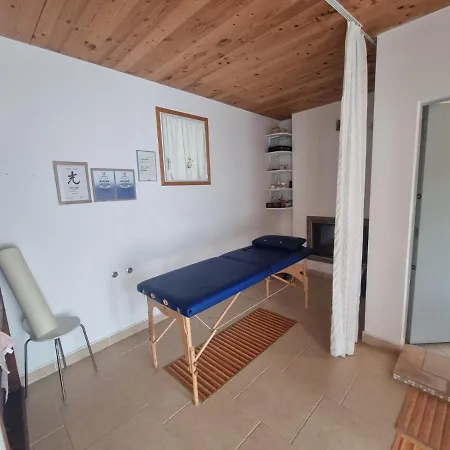 La Nave Bed & Breakfast 3*