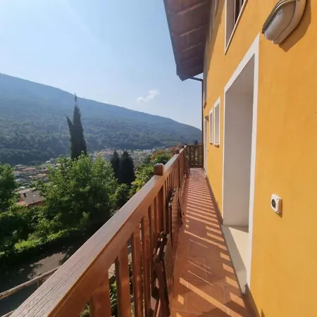 La Nave Bed & Breakfast Monteggio