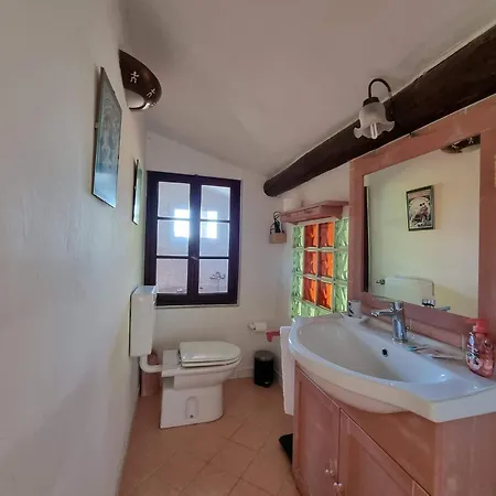 La Nave Bed & Breakfast